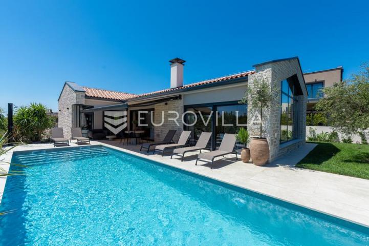 Istra, Poreč, prekrasna dizajnerska vila potpuno opremljena