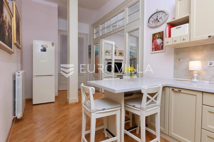 Pećine, Stan 107, 22 m², okućnica i terasa 30m od mora