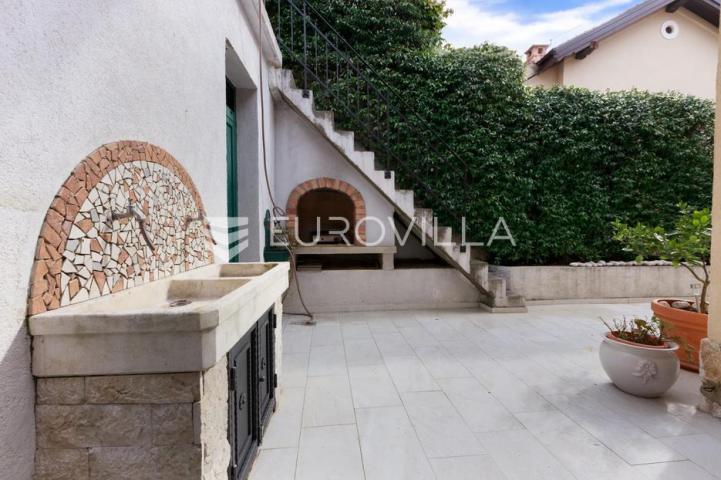 Pećine, Stan 107, 22 m², okućnica i terasa 30m od mora