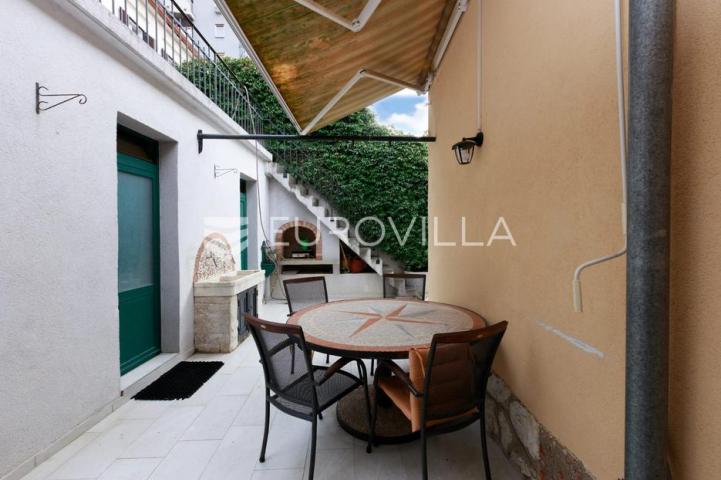 Pećine, Stan 107, 22 m², okućnica i terasa 30m od mora
