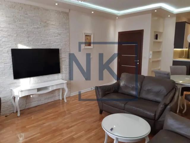 Najam/Izdavanje | Dvosoban stan | 90m2 | Podgorica, Preko Morače
