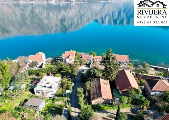 Family house for sale Stoliv Kotor
