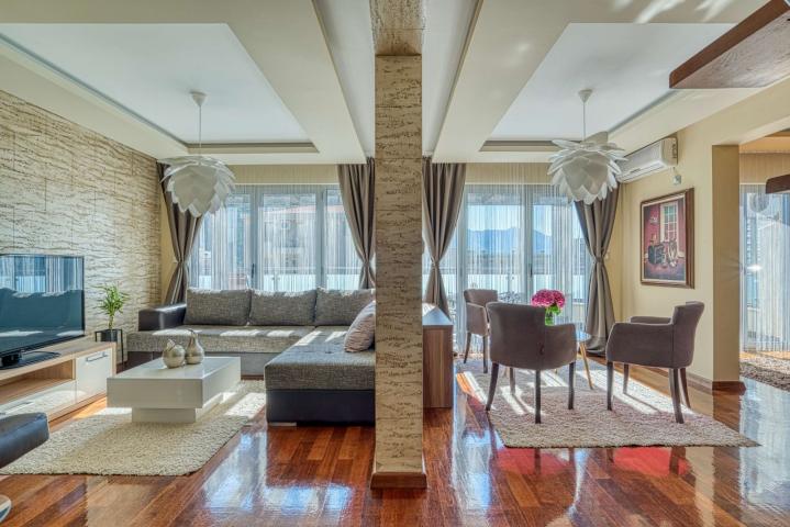 Prodaja luksuznog četvorosobnog duplex penthouse stana 188m² sa garažom i panoramskim pogledom na mo
