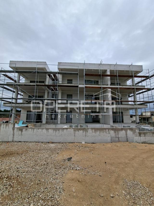 Vodice, novogradnja - Moderan stan 112,96m2 s pogledom na more