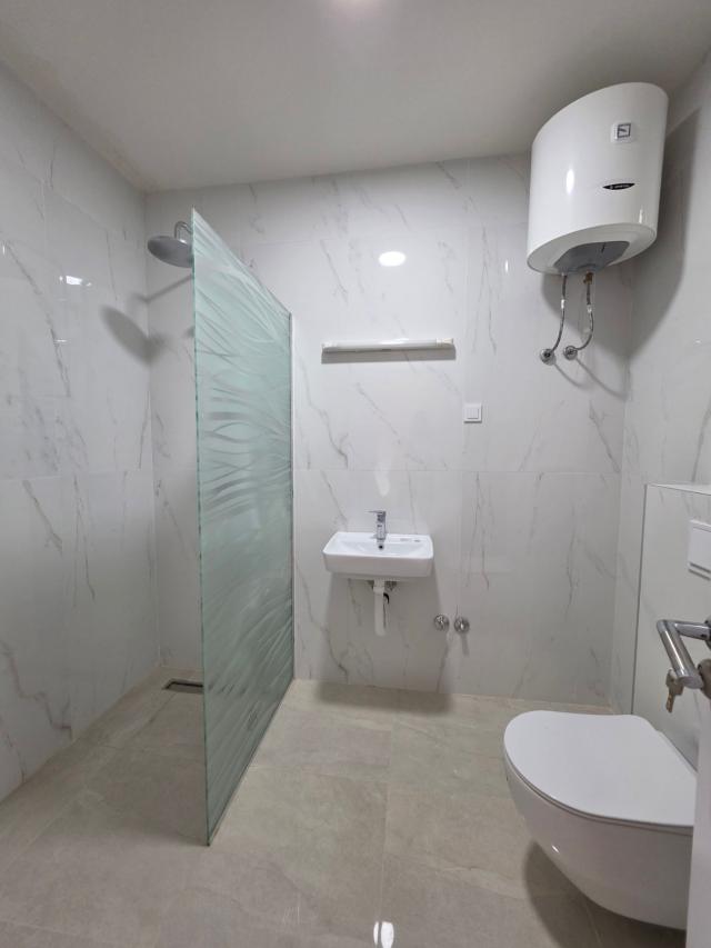 Prodaja novog jednosobnog stana 47m²  – Becici (Bez plaćanja poreza od 3%)