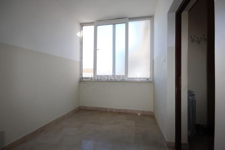 Split, Visoka, prodaja 4soban stan, parking