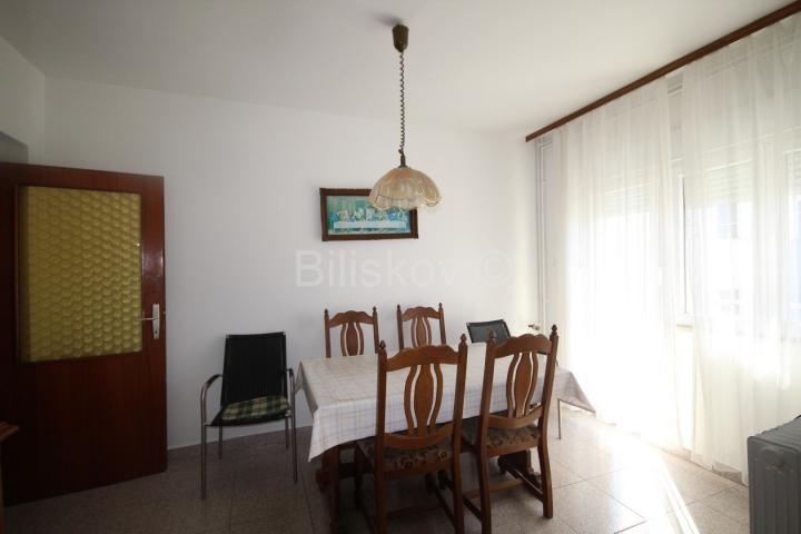 Split, Visoka, prodaja 4soban stan, parking