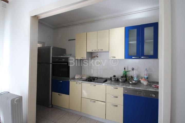 Split, Visoka, prodaja 4soban stan, parking