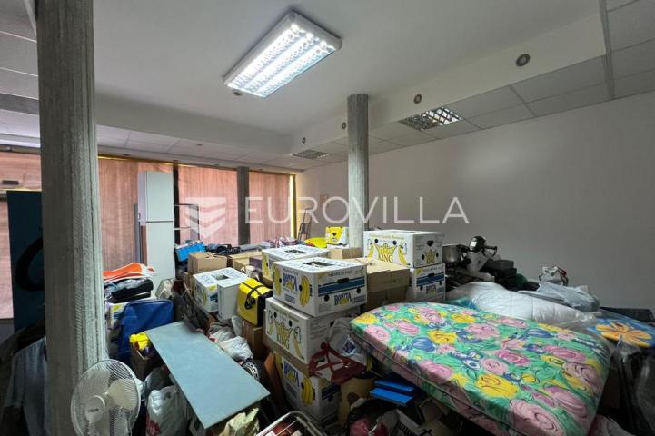 Istra, Pula, dvosobni stan 56 m²