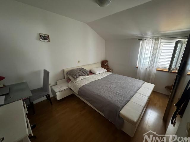Apartmanska kuća Privlaka - centar mjesta - 300m od mora