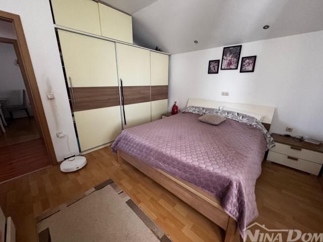 Apartmanska kuća Privlaka - centar mjesta - 300m od mora