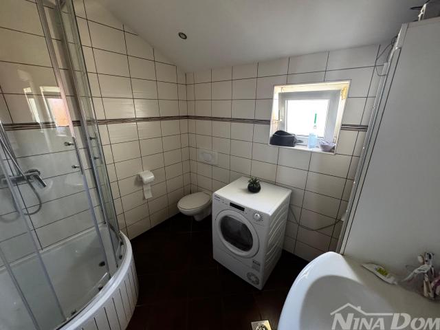 Apartmanska kuća Privlaka - centar mjesta - 300m od mora