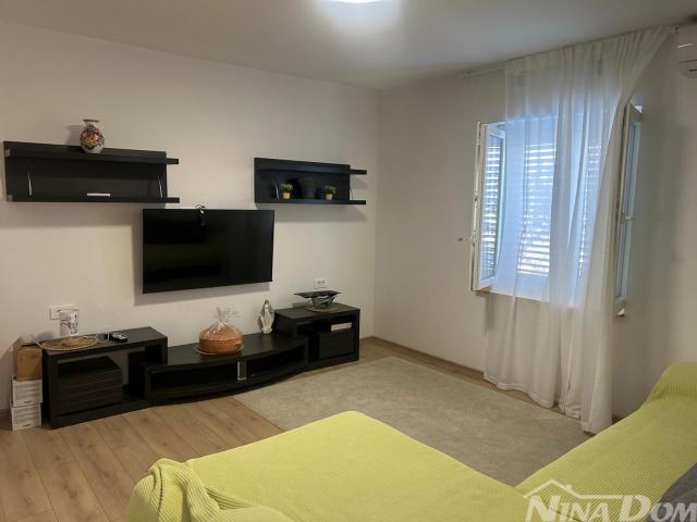 Apartmanska kuća Privlaka - centar mjesta - 300m od mora