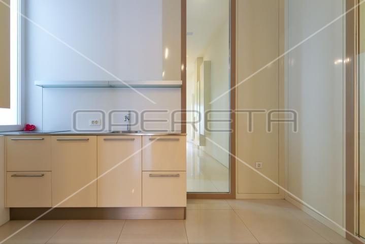 Prodaja, Stan, Centar, Ilica , 2s, 130m2