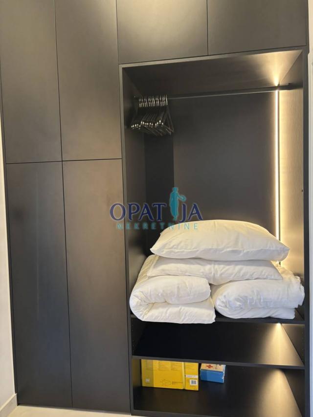 Opatija centar stan u vili sa dva balkona