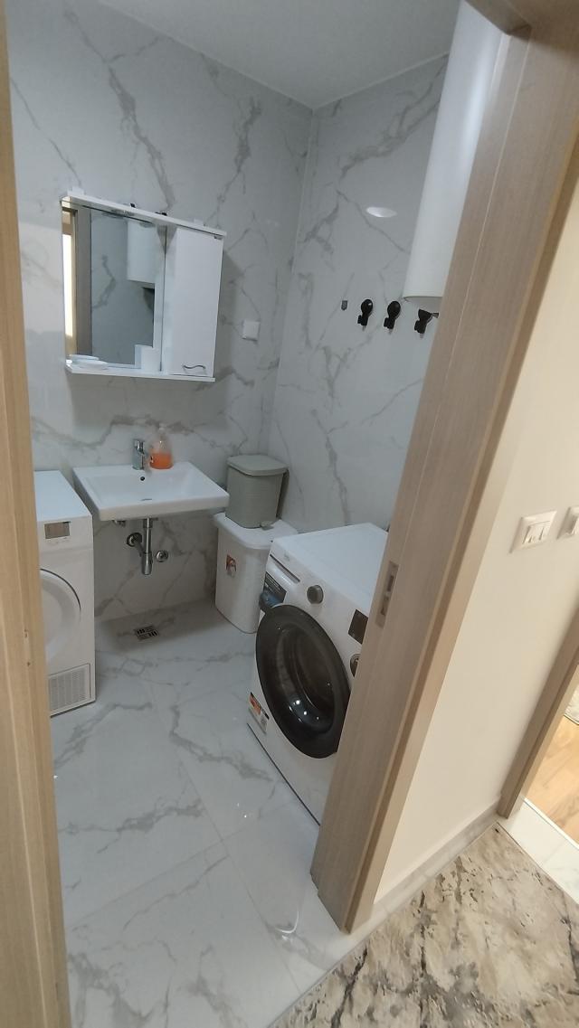 Jednosoban stan površine 40 m² na Zabjelu