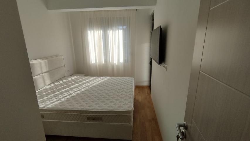 Jednosoban stan površine 40 m² na Zabjelu