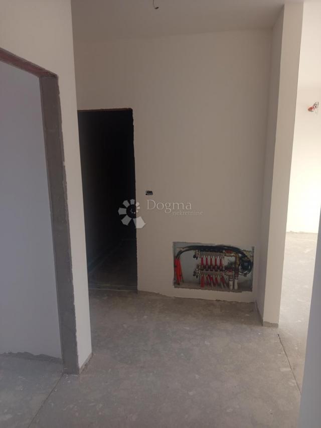 Moderan stan s pogledom na prirodu u mirnom dijelu Pule – 60 m², novogradnja