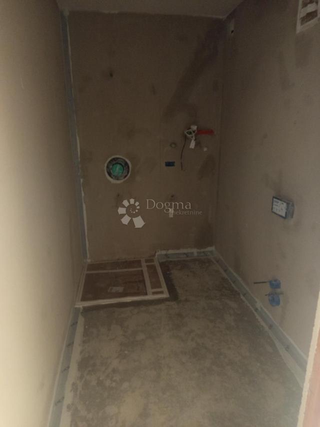 Moderan stan s pogledom na prirodu u mirnom dijelu Pule – 60 m², novogradnja