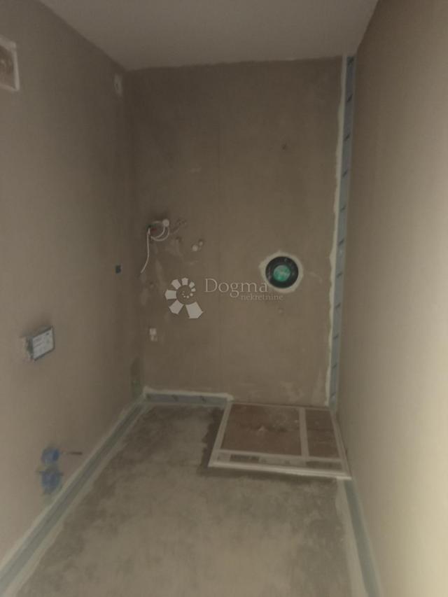 Moderni stan 60 m² u Puli – mirna lokacija, priroda i
