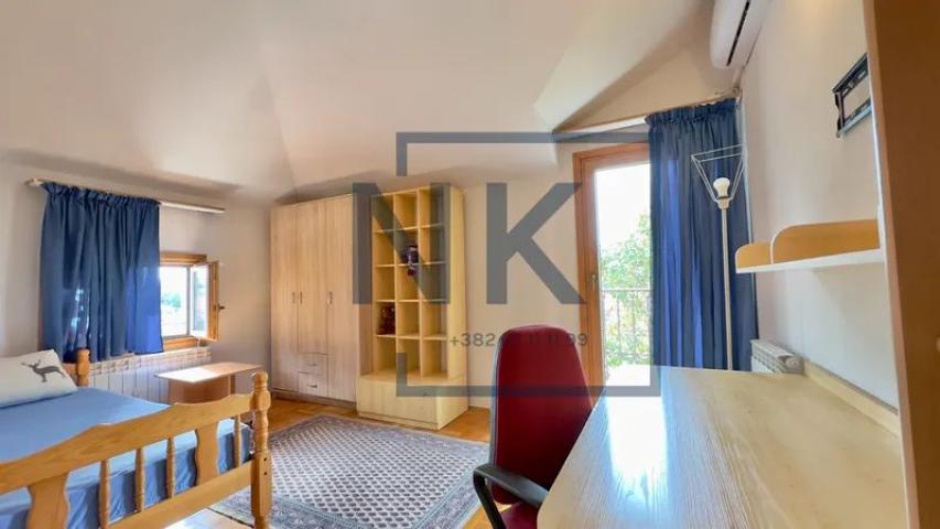 Najam/Izdavanje | Kuća | 300m2 | Podgorica, Ibričevina
