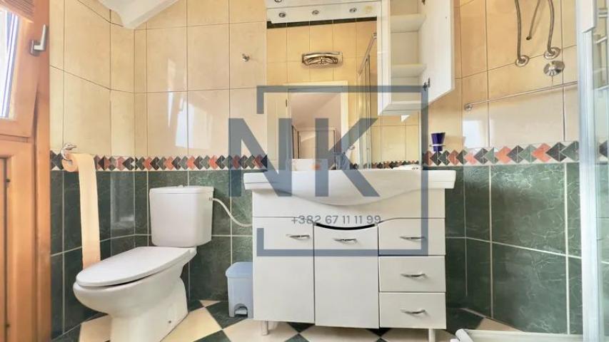 Najam/Izdavanje | Kuća | 300m2 | Podgorica, Ibričevina