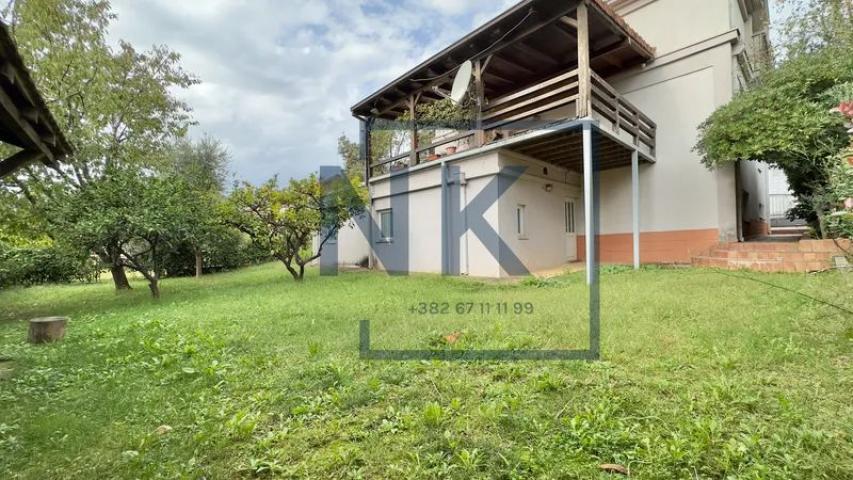 Najam/Izdavanje | Kuća | 300m2 | Podgorica, Ibričevina