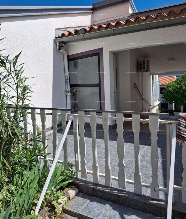 Kuća Kuća s pogledom na more u Ravni