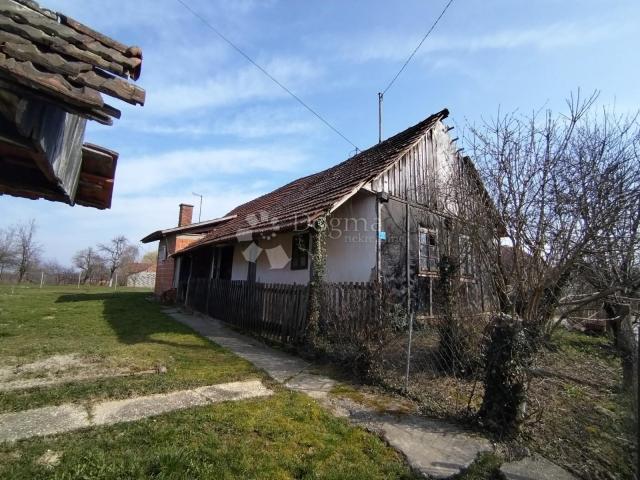Malena kućica nedaleko Dubrave (Vrbovec)