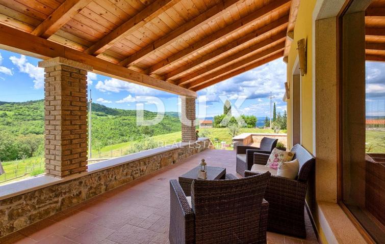 ISTRA, MOTOVUN - Rustikalna kuća s bazenom