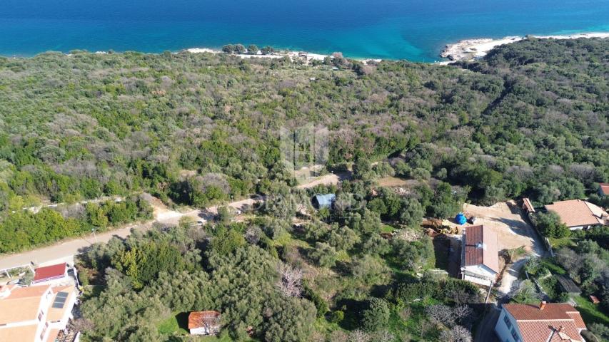 Građevinsko zemljište 200 m od plaže, Rabac, okolica