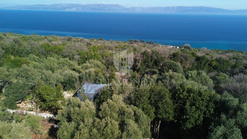 Građevinsko zemljište 200 m od plaže, Rabac, okolica