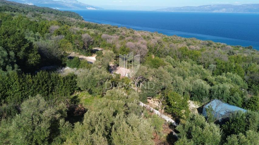 Građevinsko zemljište 200 m od plaže, Rabac, okolica