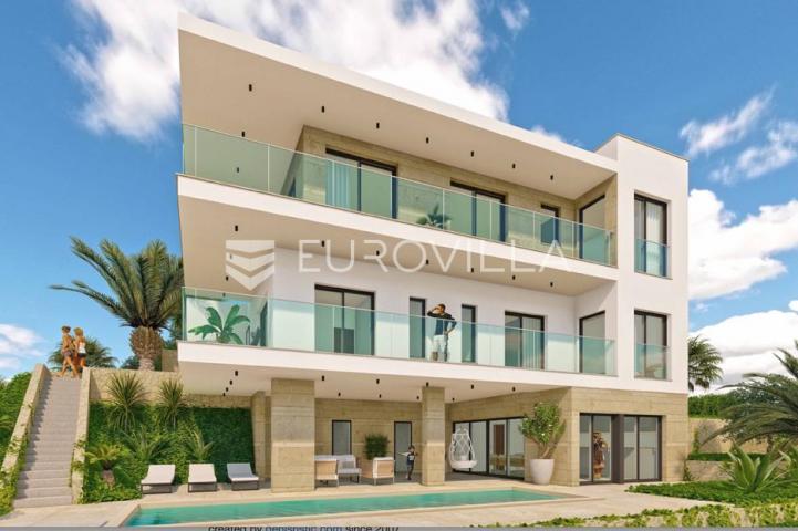 Trogir, Seget zemljište 530 m² s dozvolom za gradnju s pogledom na more