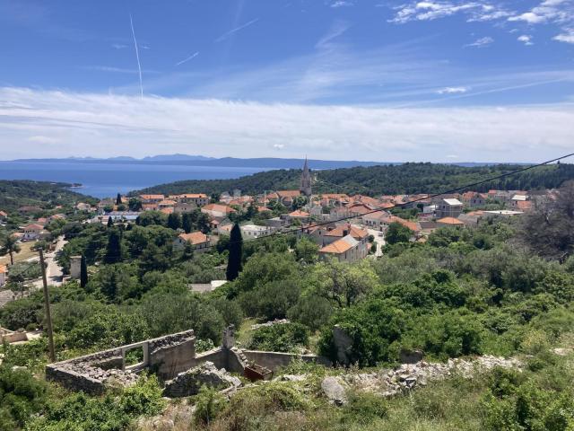 EKSKLUZIVNA VILA NA BRAČU, LUKSUZ I ELEGANCIJA - PRVI RED DO MORA!