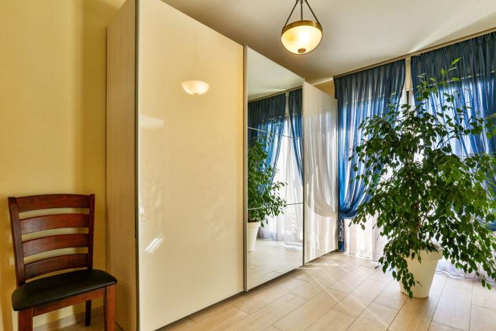 Prodaja, Kuća, 580m2 , DONJA LASTVA