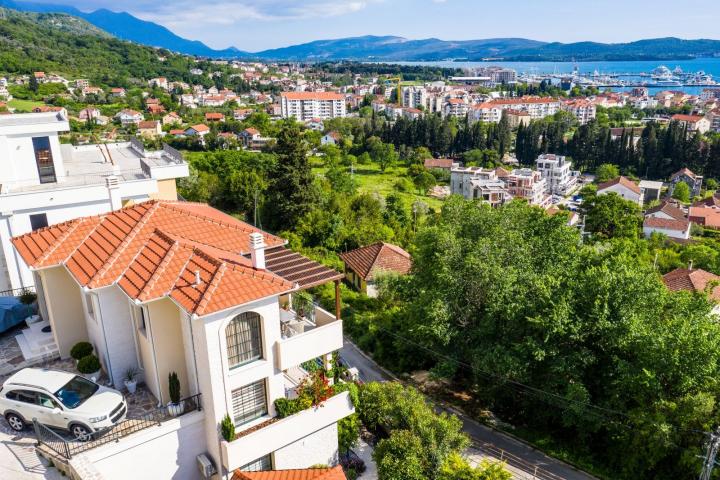 Prodaja, Kuća, 580m2 , DONJA LASTVA