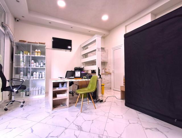 Poslovni prostor, 101m2, Blok 9, Podgorica