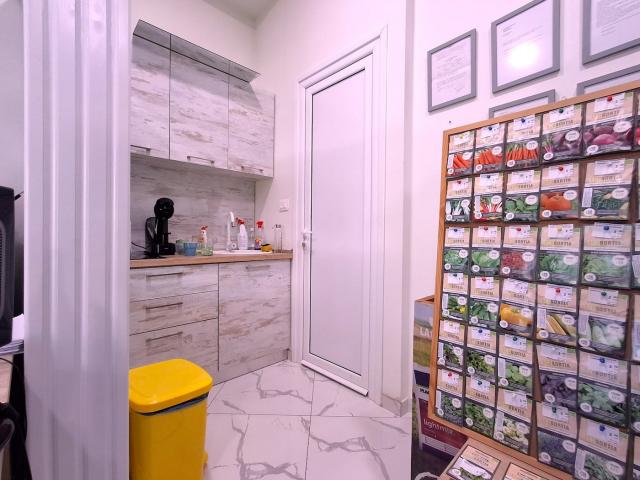Poslovni prostor, 101m2, Blok 9, Podgorica