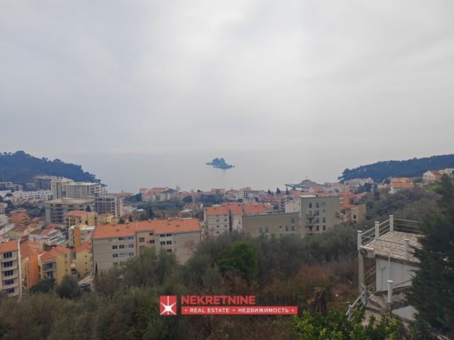 Komforan dvosoban stan 137m2 sa pogledom na more, Petrovac