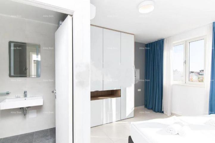 Stan Umag – penthouse s panoramskim pogledom na more