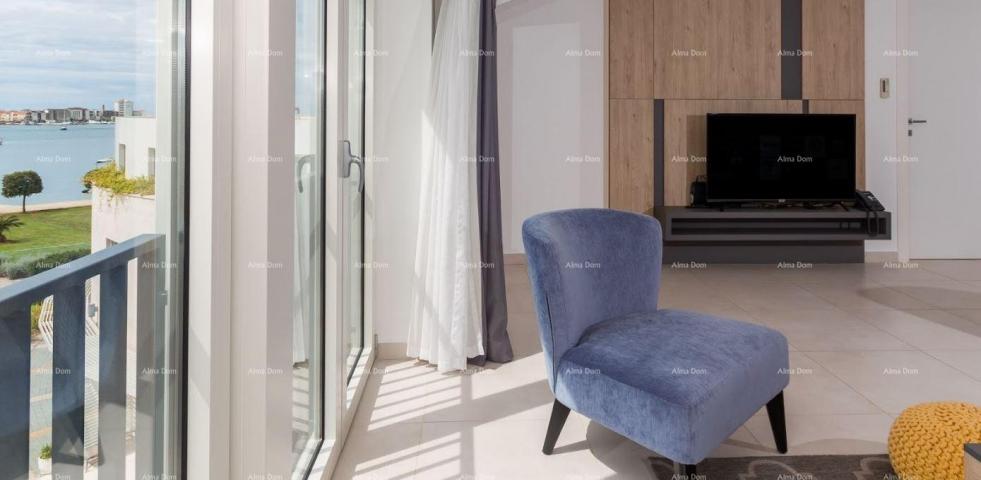 Stan Umag – penthouse s panoramskim pogledom na more