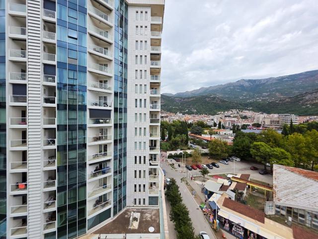 Luksuzni stan 89 m² na prvoj liniji mora sa dve odvojene jednosobne jedinice i pogledom na more-Tre 