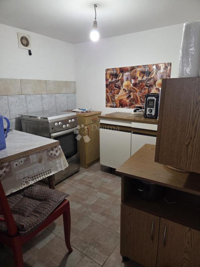 Kuća Vukovar, Mitnica – dvije stambene jedinice