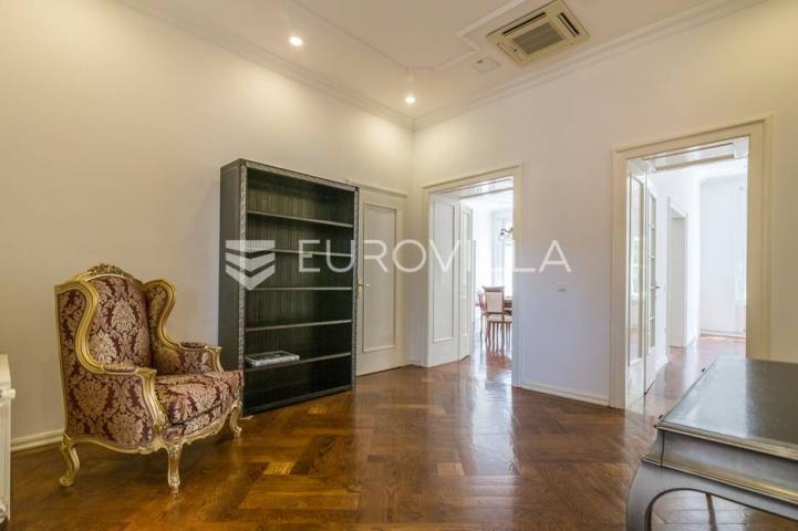 Zagreb, Centar, Zrinjevac luksuzno uređen, reprezentativan četverosoban stan, 160 m²