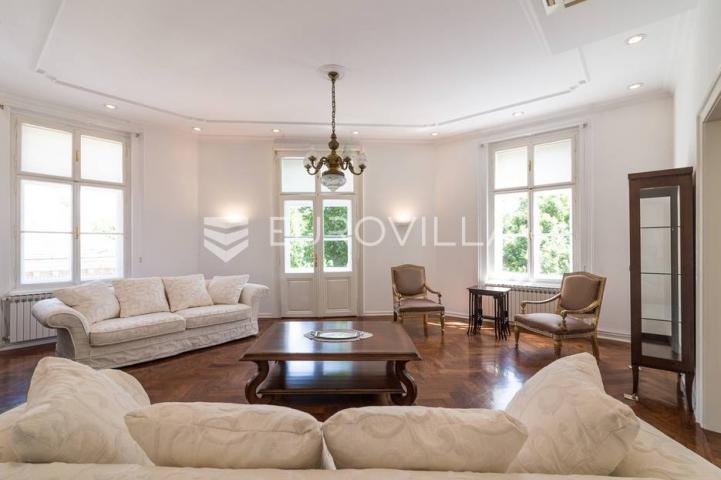 Zagreb, Centar, Zrinjevac luksuzno uređen, reprezentativan četverosoban stan, 160 m²