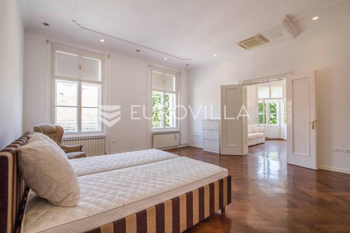 Zagreb, Centar, Zrinjevac luksuzno uređen, reprezentativan četverosoban stan, 160 m²