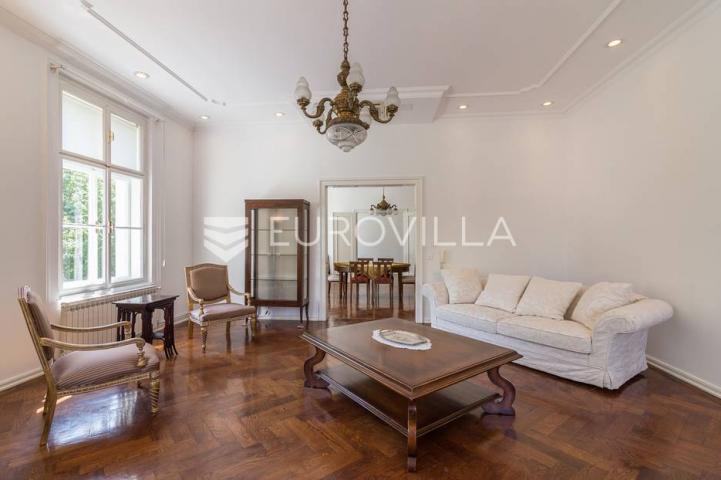 Zagreb, Centar, Zrinjevac luksuzno uređen, reprezentativan četverosoban stan, 160 m²