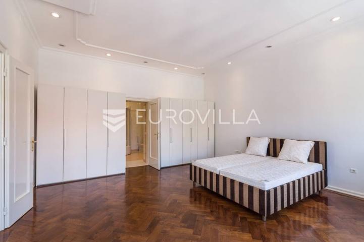 Zagreb, Centar, Zrinjevac luksuzno uređen, reprezentativan četverosoban stan, 160 m²