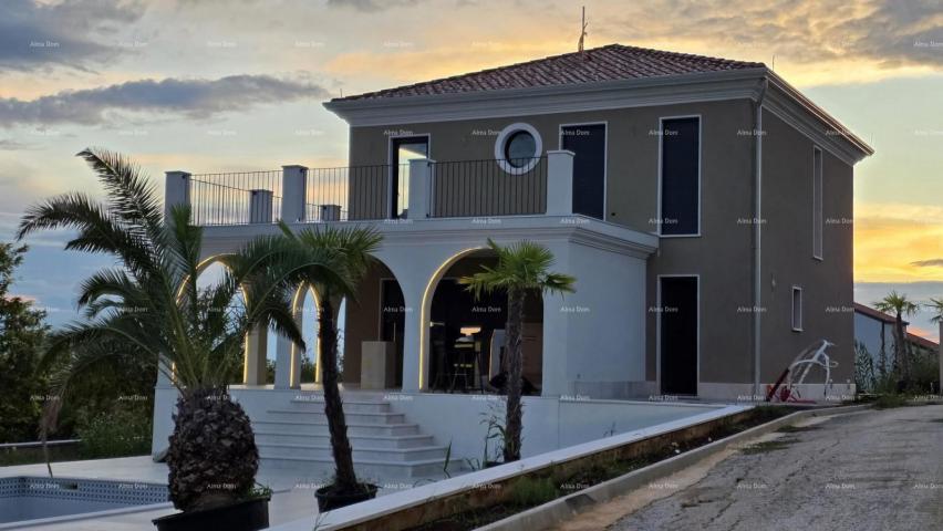 Haus Buje, Luxuriöse Villa mit Pool